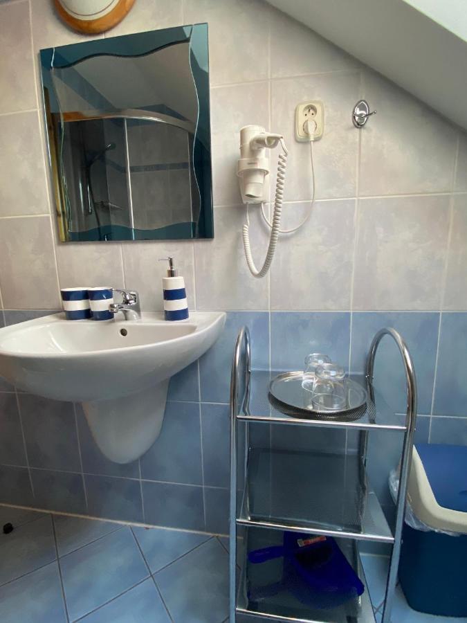 Penzion Vila Petra Bed&Breakfast Veľký Slavkov Εξωτερικό φωτογραφία
