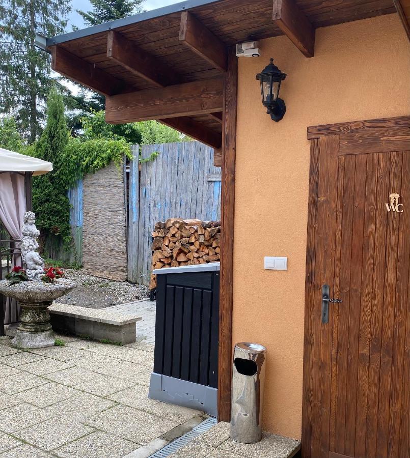 Penzion Vila Petra Bed&Breakfast Veľký Slavkov Εξωτερικό φωτογραφία